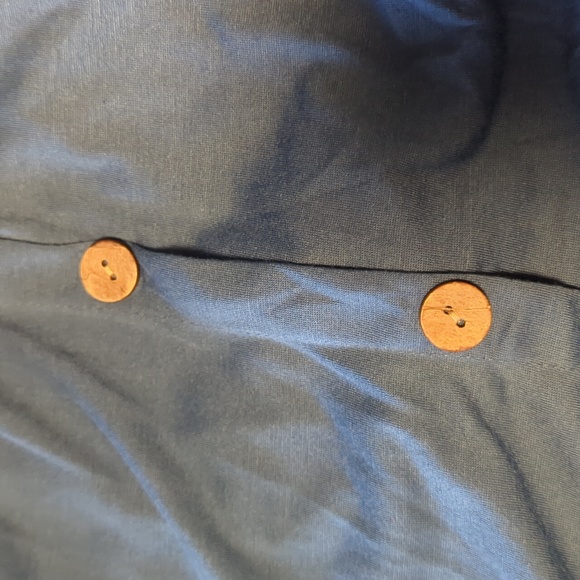 Plus size blue top - Picture 3 of 4